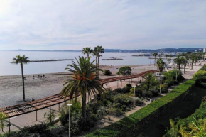 Pretty T1 with garden by the sea